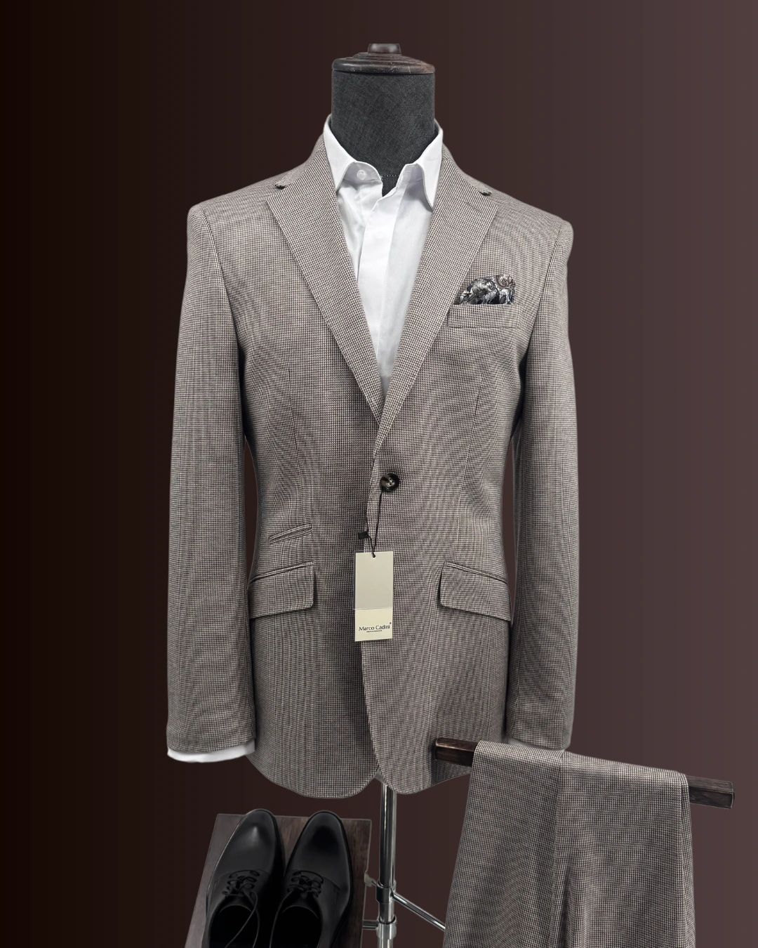 Garnitur casual Marco Cadini Radom, model KM 2420